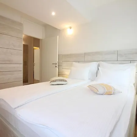Kapa Apartment *